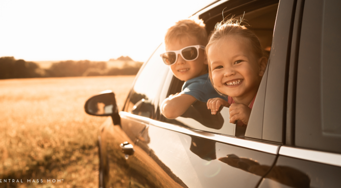 Road Trip Tips :: Lessons From 2,000 Miles with Two Littles