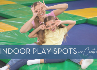mom and daughter trampoline park