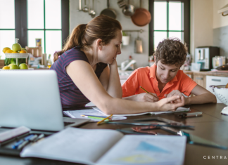 parent homeschooling