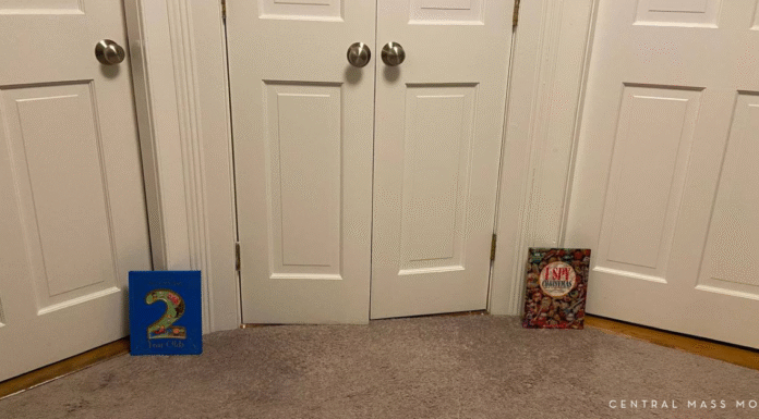 An Easy New Christmas Tradition for Kids